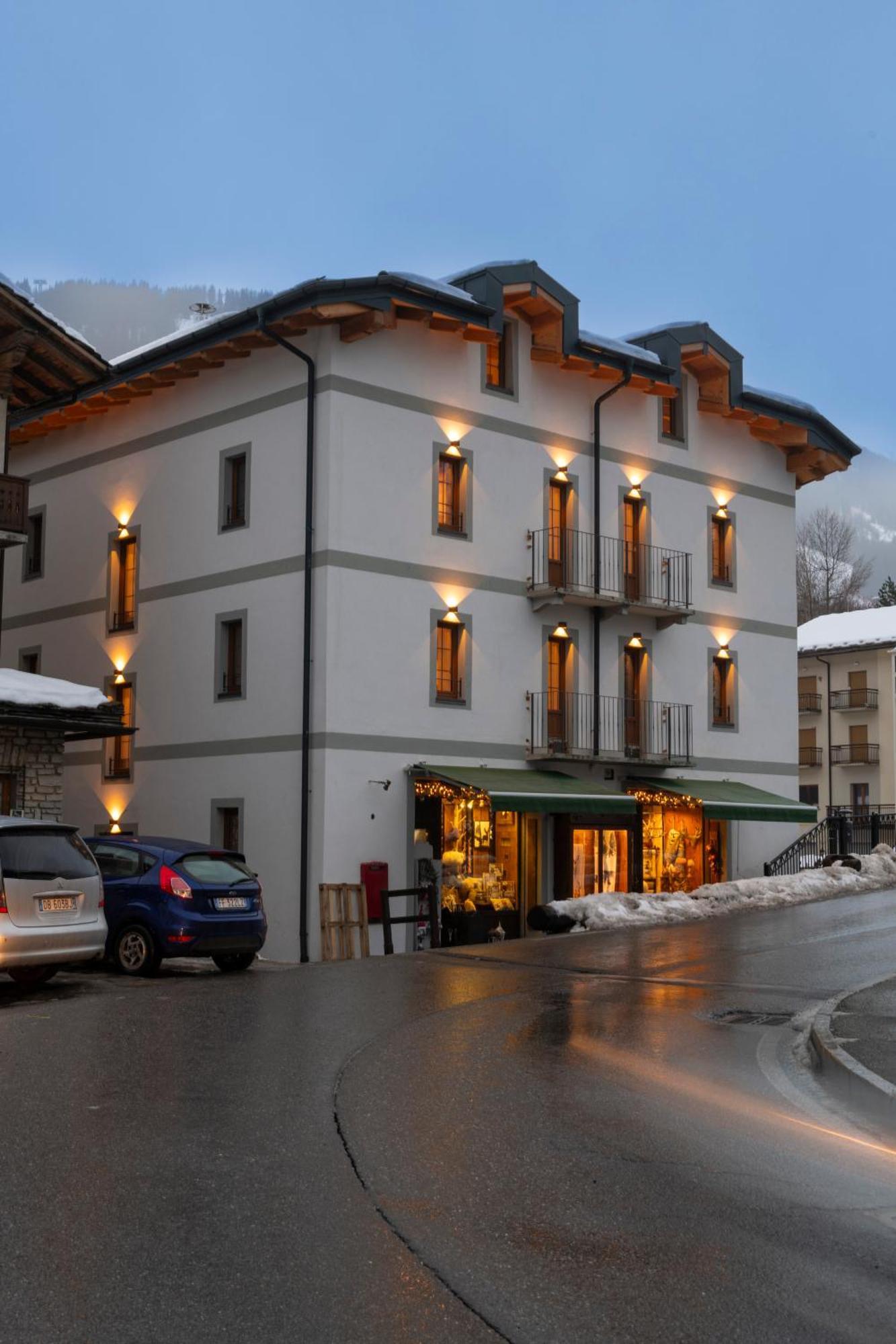 La Racine Hotell La Thuile Eksteriør bilde